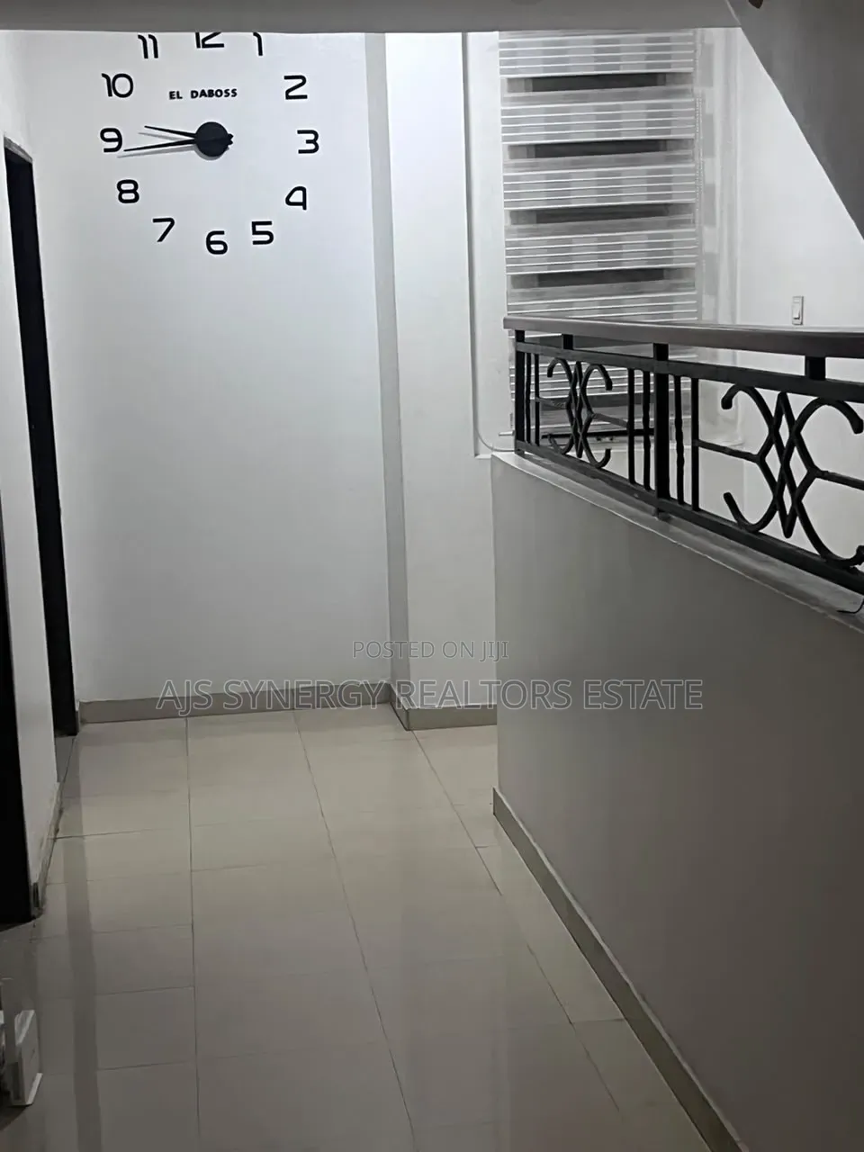 Furnished 4bdrm Duplex in Chevron for rent in Chevron