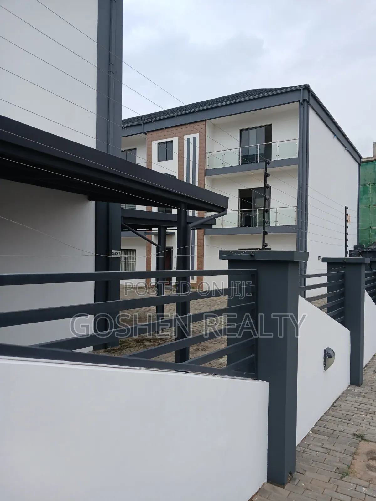 5bdrm Townhouse/Terrace in Jahi for sale in Jahi