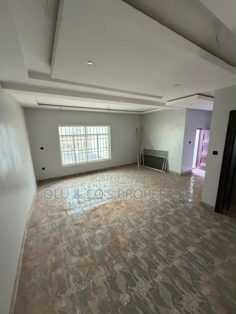 3bdrm Townhouse / Terrace in Mabushi for rent in Mabushi