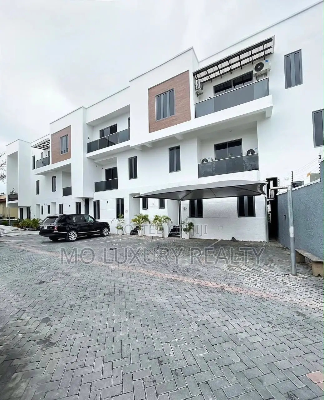 4bdrm Townhouse / Terrace in Lekki Phase 1 for rent in Lekki Phase 1
