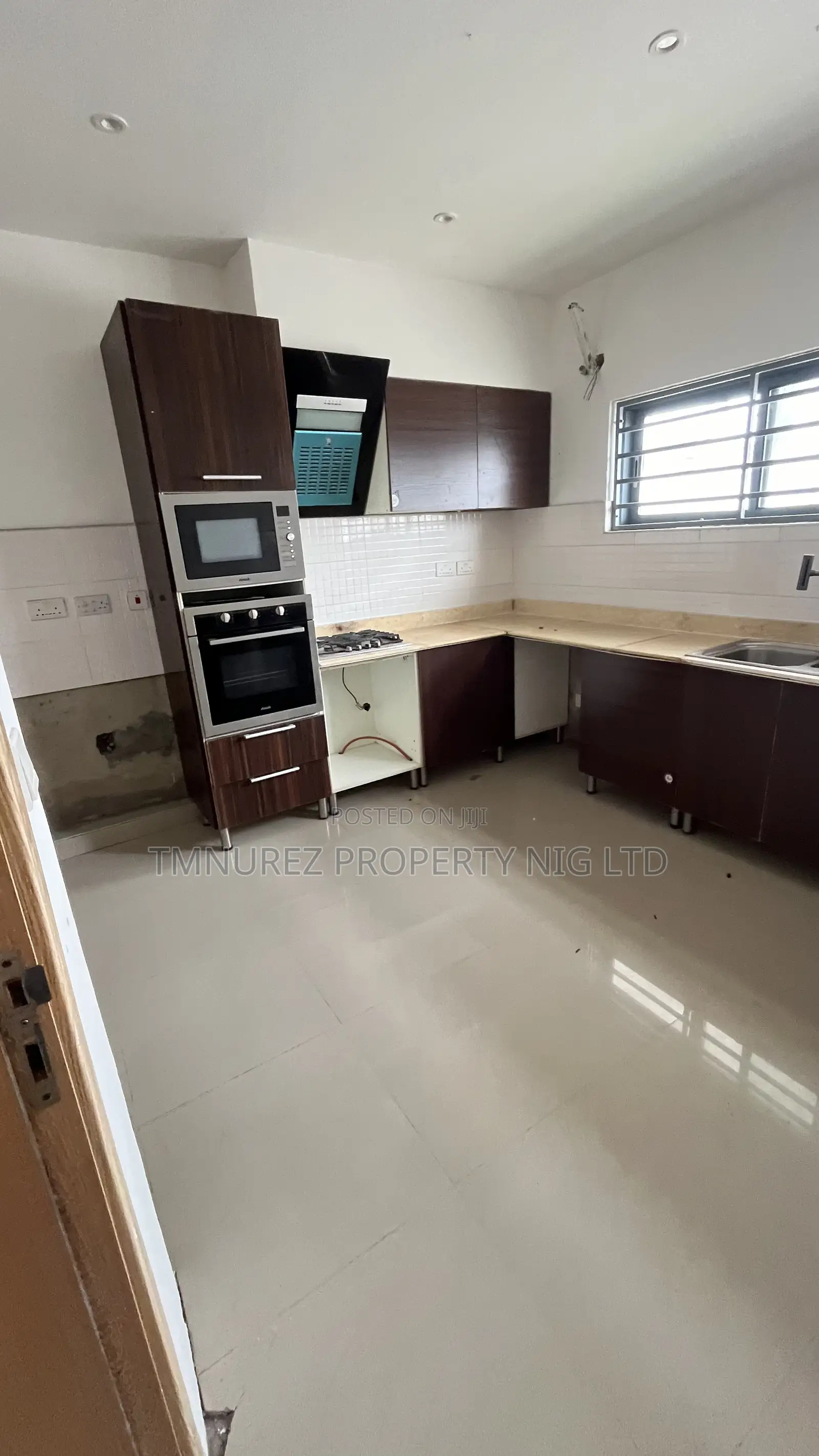 5bdrm Duplex in Chevron Very Good, Lekki for rent in Lekki