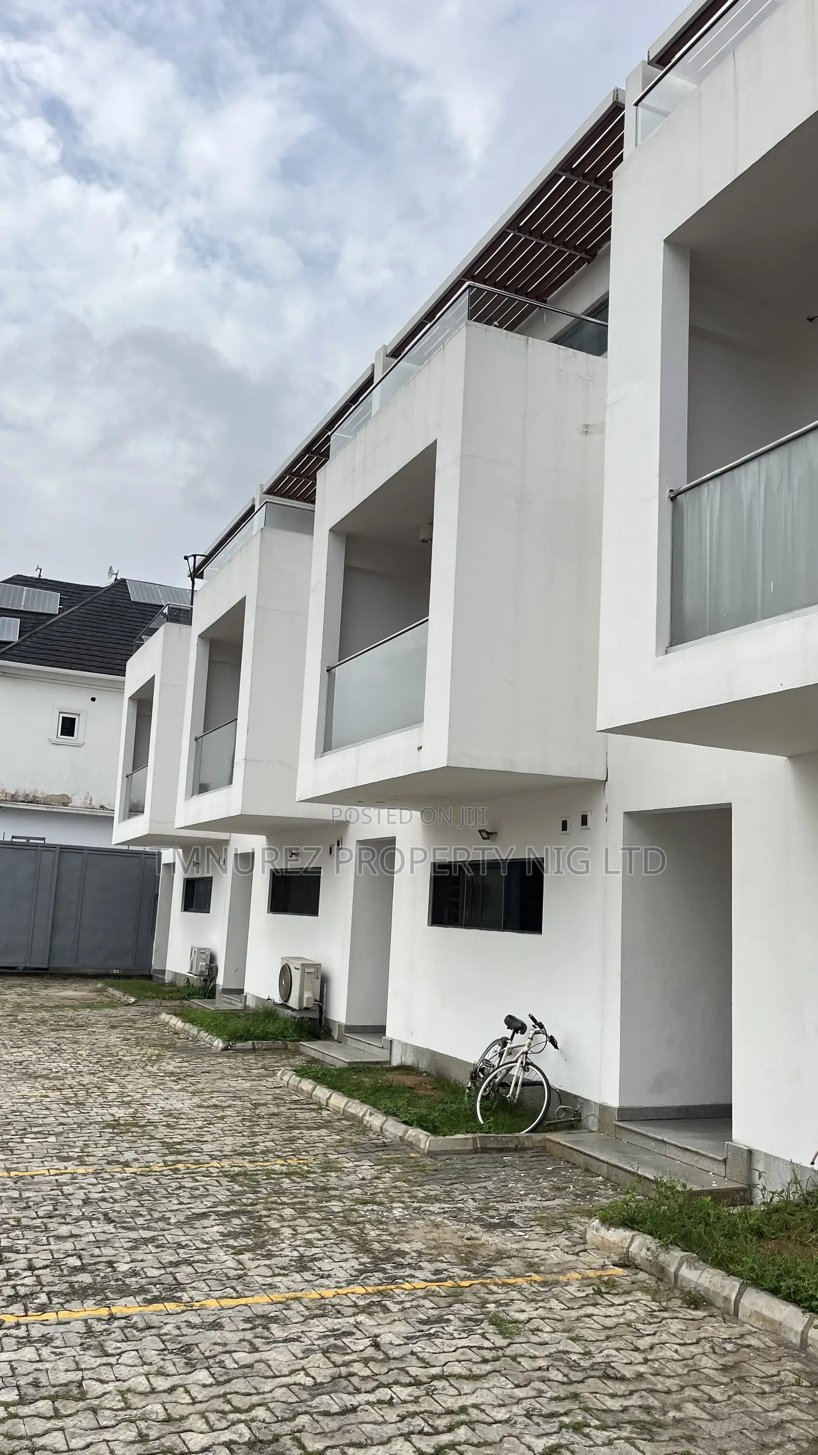 5bdrm Duplex in Chevron Very Good, Lekki for rent in Lekki