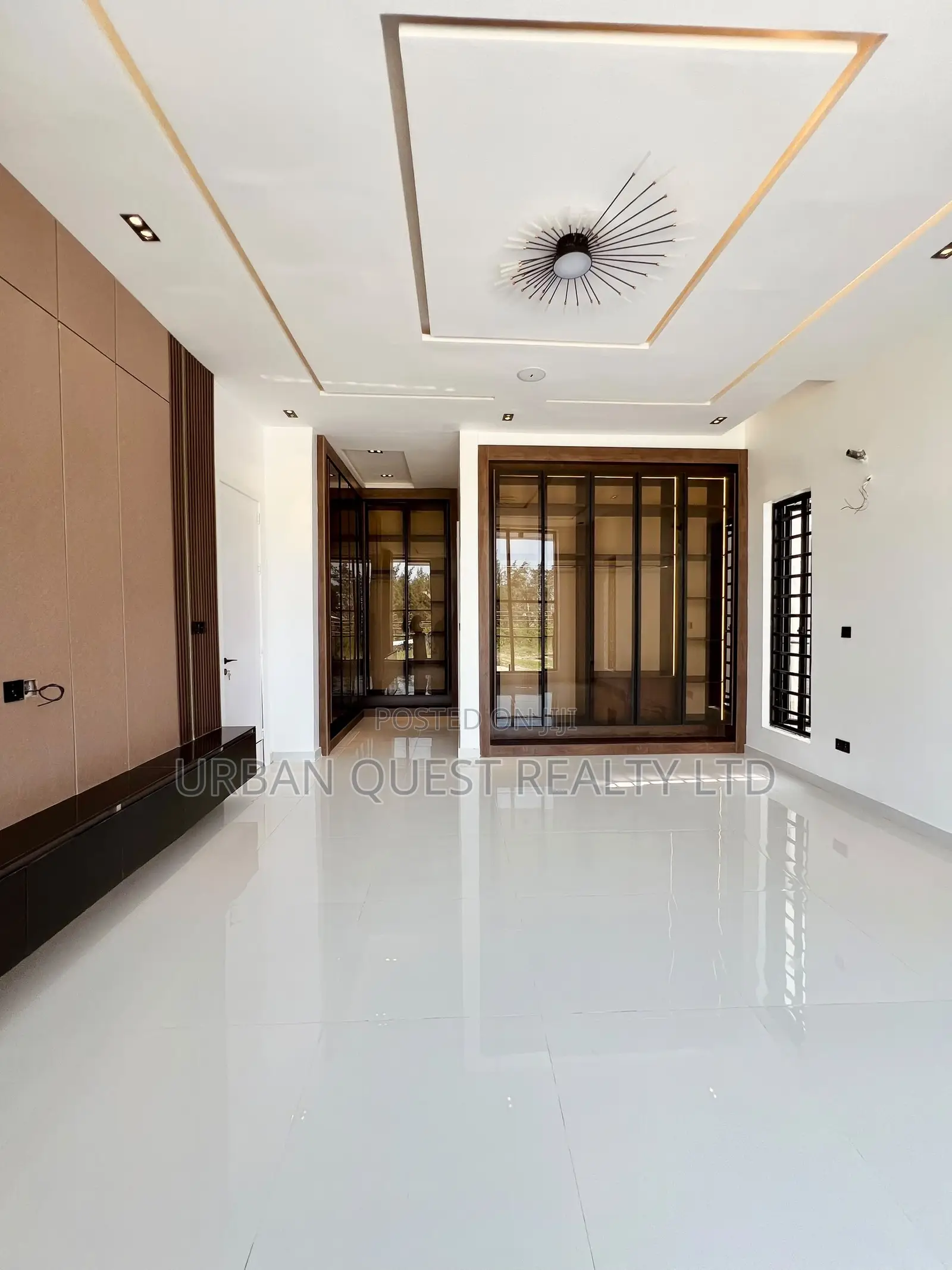 5bdrm Duplex in Lekki County Homes, Ikota for sale in Ikota
