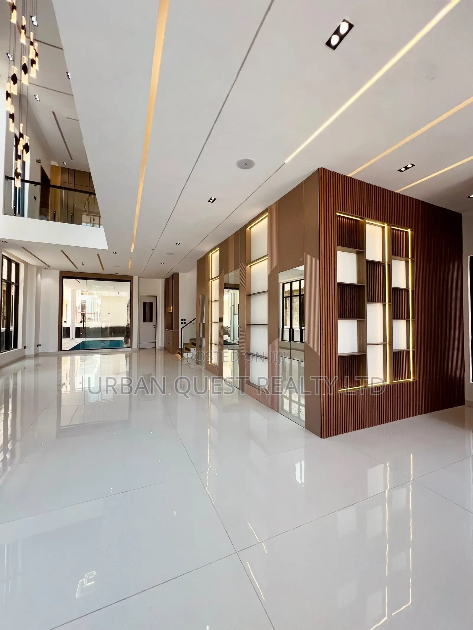 5bdrm Duplex in Lekki County Homes, Ikota for sale in Ikota