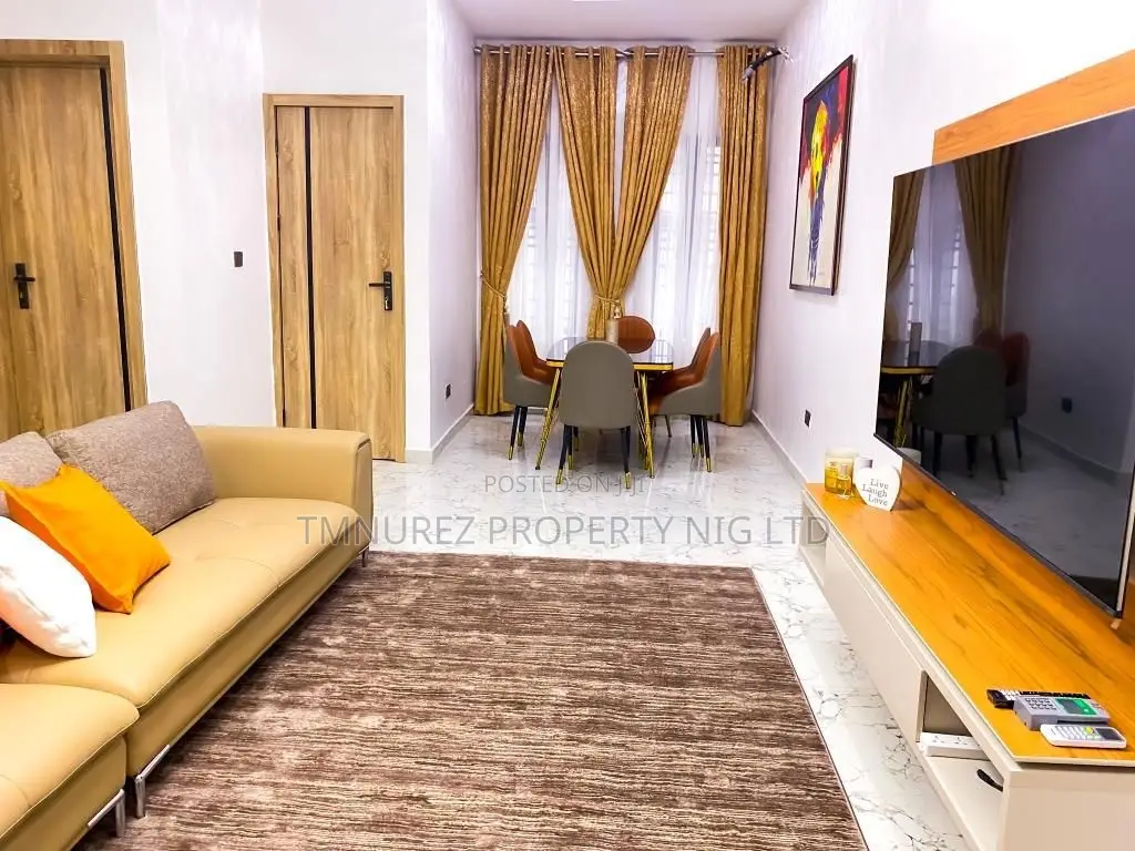 Furnished 4bdrm Duplex in Very Good Estate, Chevron for rent in Chevron