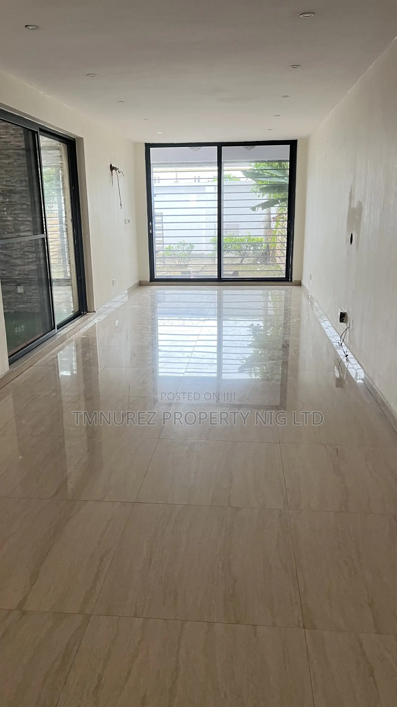 4bdrm Duplex in Good In An Estate, Chevron for rent in Chevron
