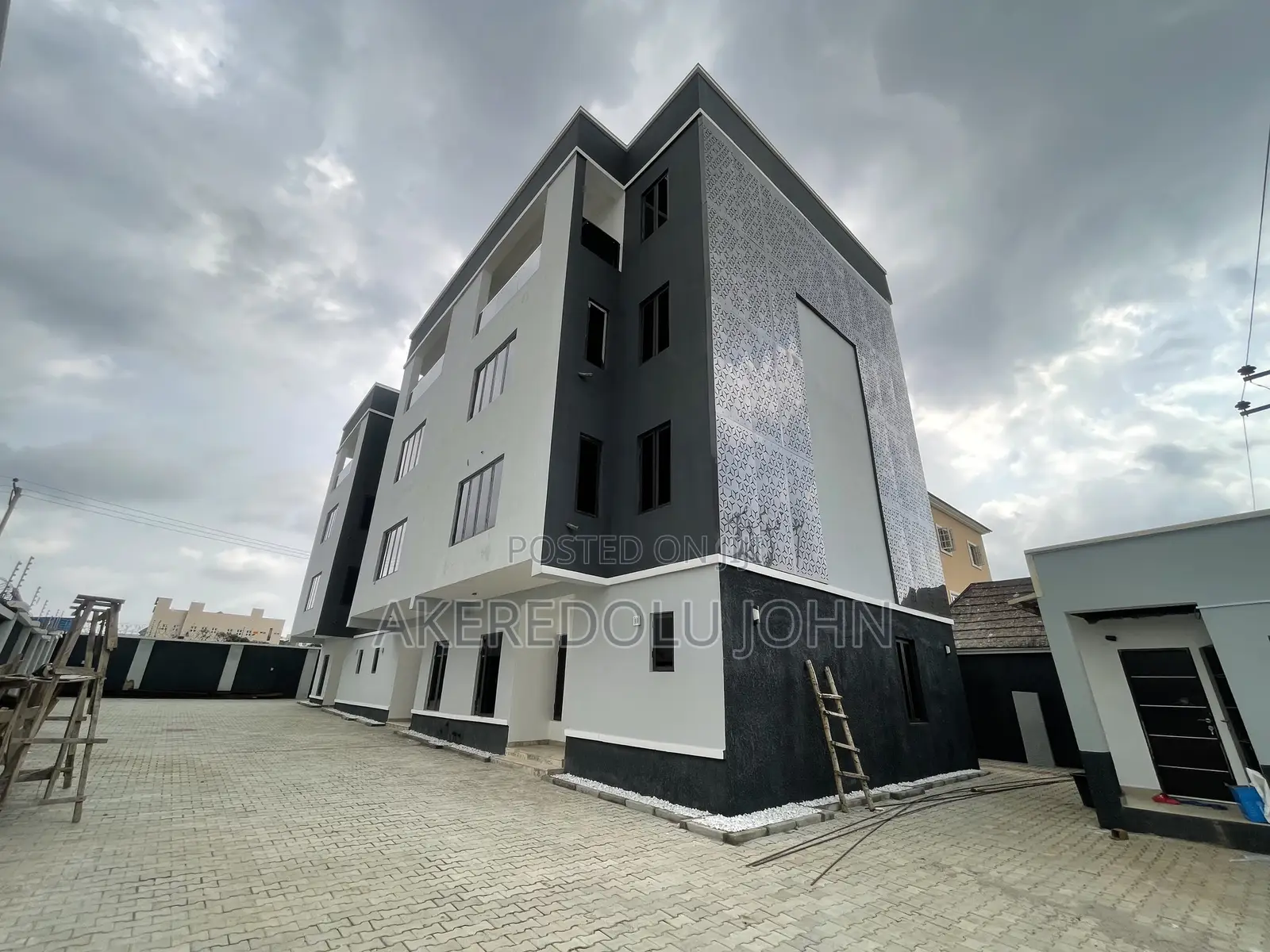 4bdrm Townhouse/Terrace in Jahi for sale in Jahi