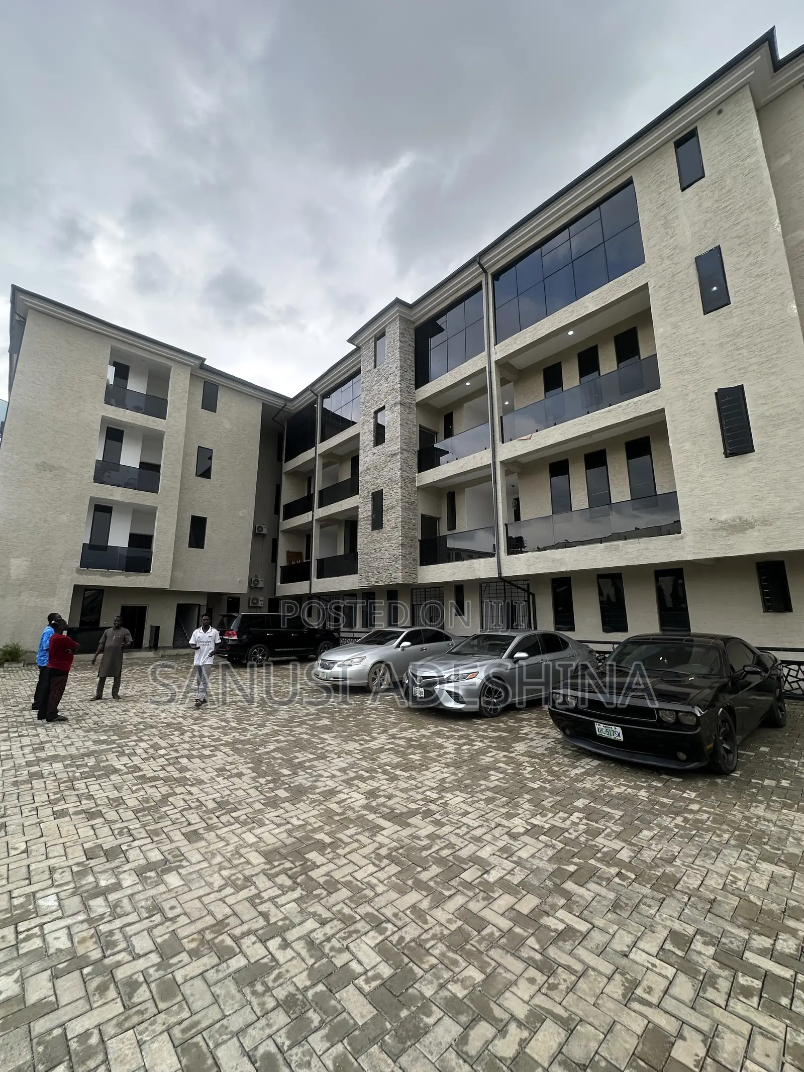 3bdrm Block of Flats in Jahi Gilmore,Close for sale in Jahi