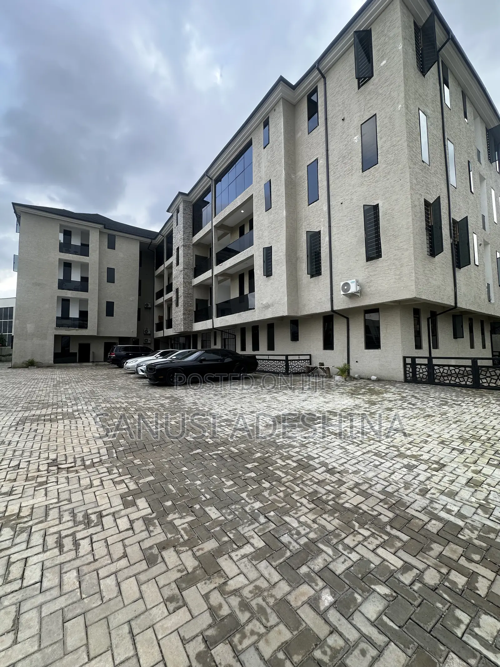 3bdrm Block of Flats in Jahi Gilmore,Close for sale in Jahi