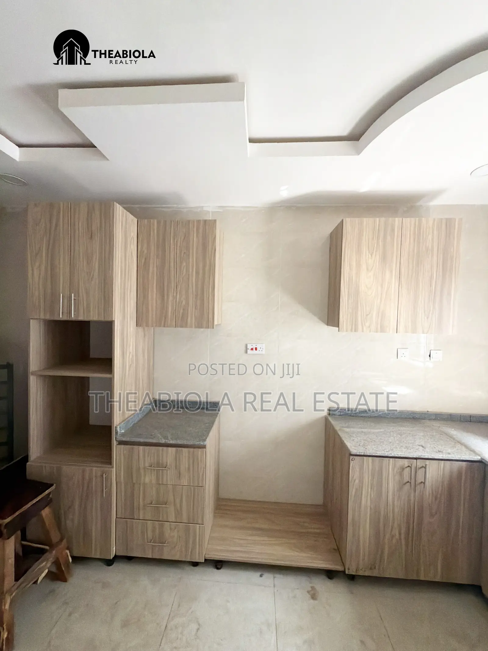 4bdrm Townhouse / Terrace in In A Mini Estate,, Katampe (Main) for rent in Katampe (Main)