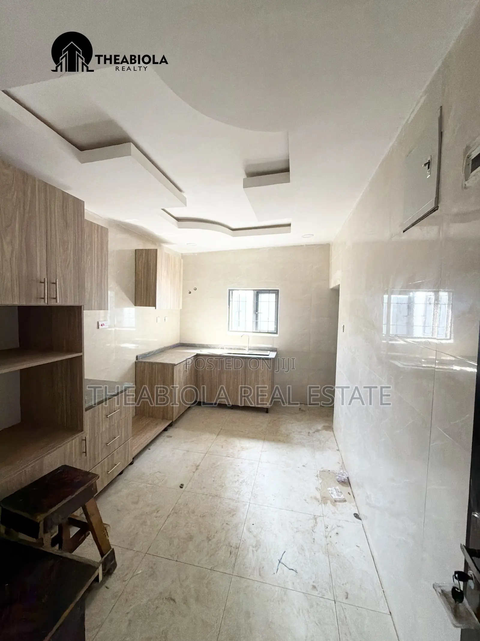 4bdrm Townhouse / Terrace in In A Mini Estate,, Katampe (Main) for rent in Katampe (Main)