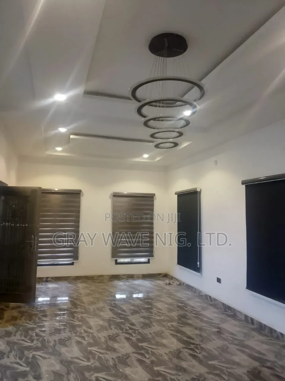 4bdrm Duplex in Sabon Lugbe for sale in Sabon Lugbe