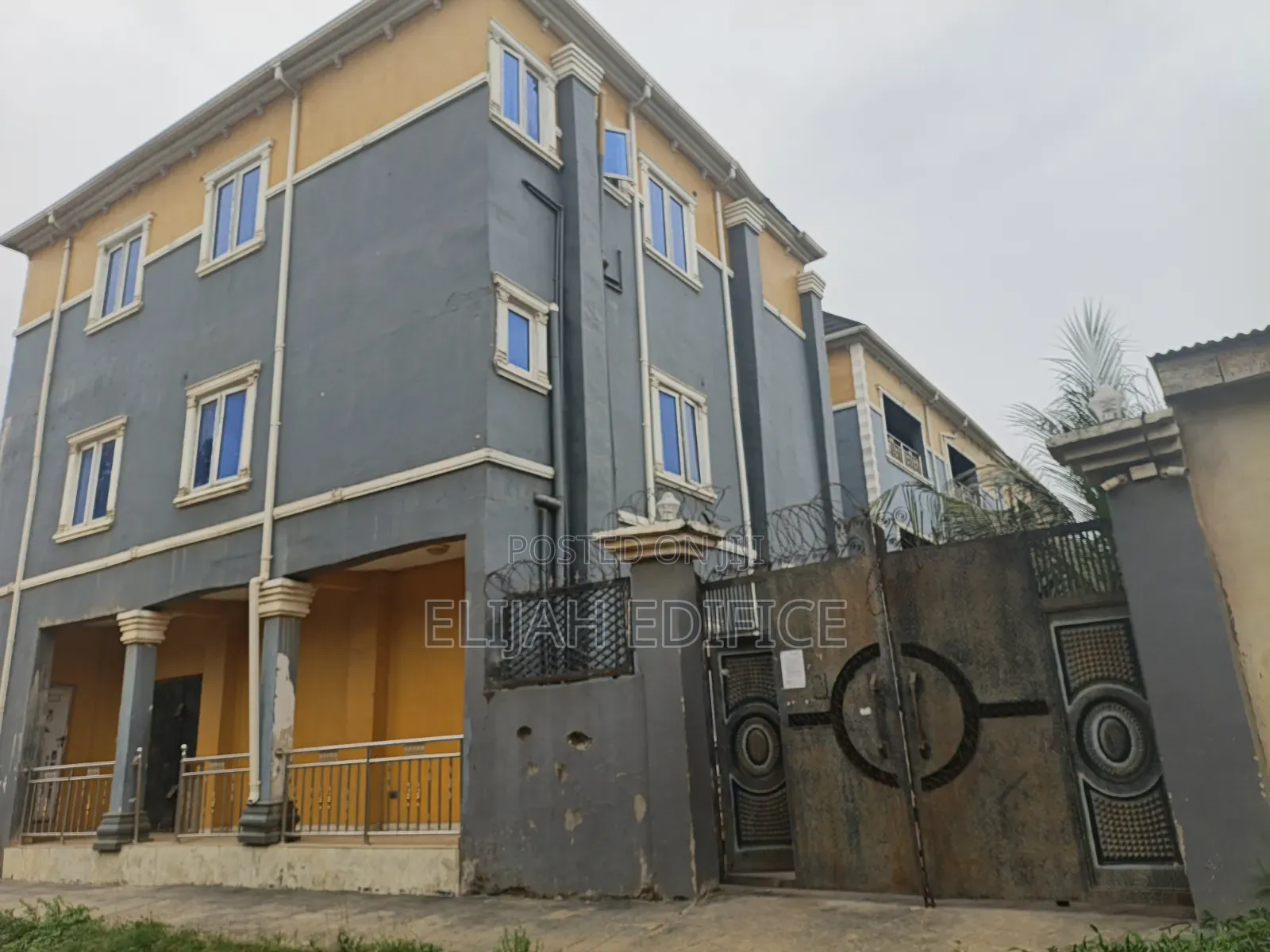 Furnished 19bdrm Block of Flats in Oshotta, Ijede / Ikorodu for sale in Ijede / Ikorodu