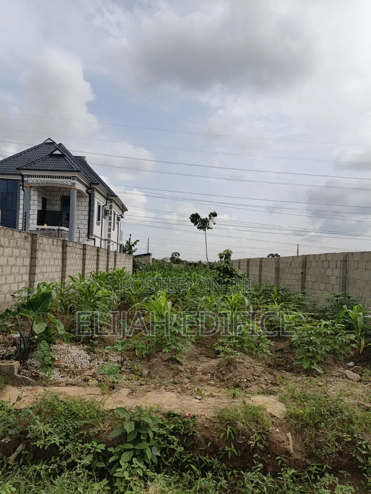 Tabled Half Plot at Ap Bus Stop,off Gberigbe Ikorodu in Ijede / Ikorodu