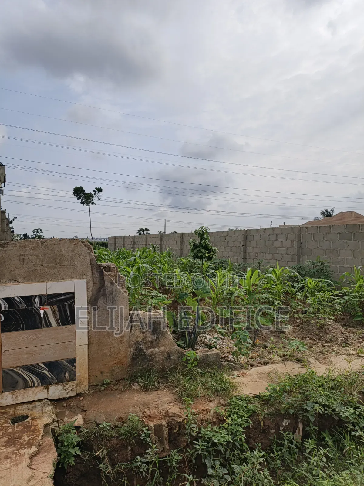 Tabled Half Plot at Ap Bus Stop,off Gberigbe Ikorodu in Ijede / Ikorodu