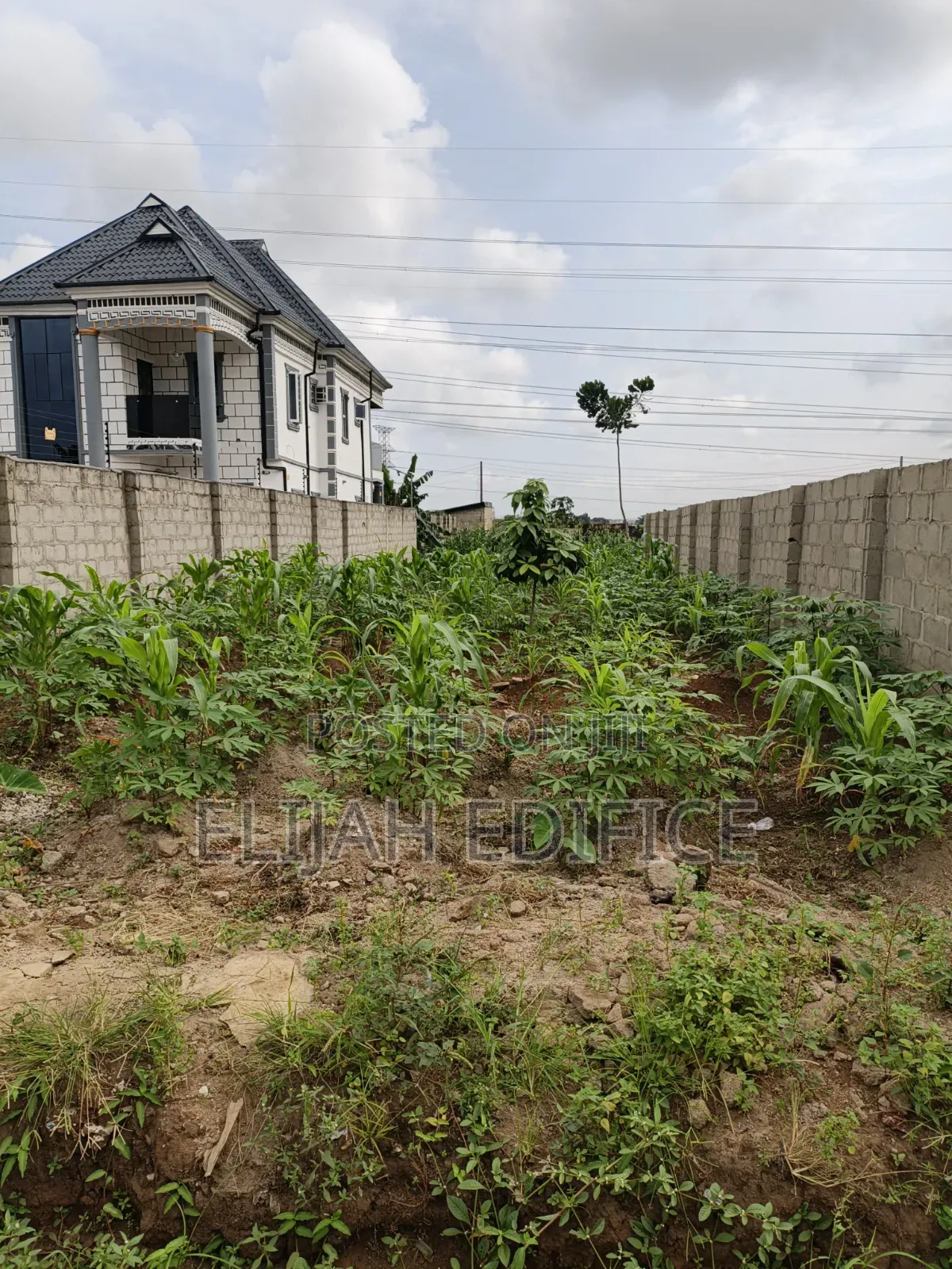 Tabled Half Plot at Ap Bus Stop,off Gberigbe Ikorodu in Ijede / Ikorodu