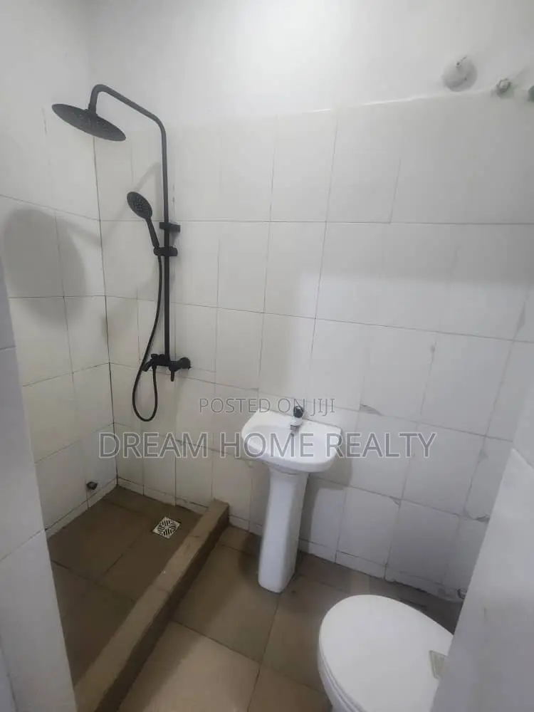 1bdrm Apartment in Ikota for rent in Ikota