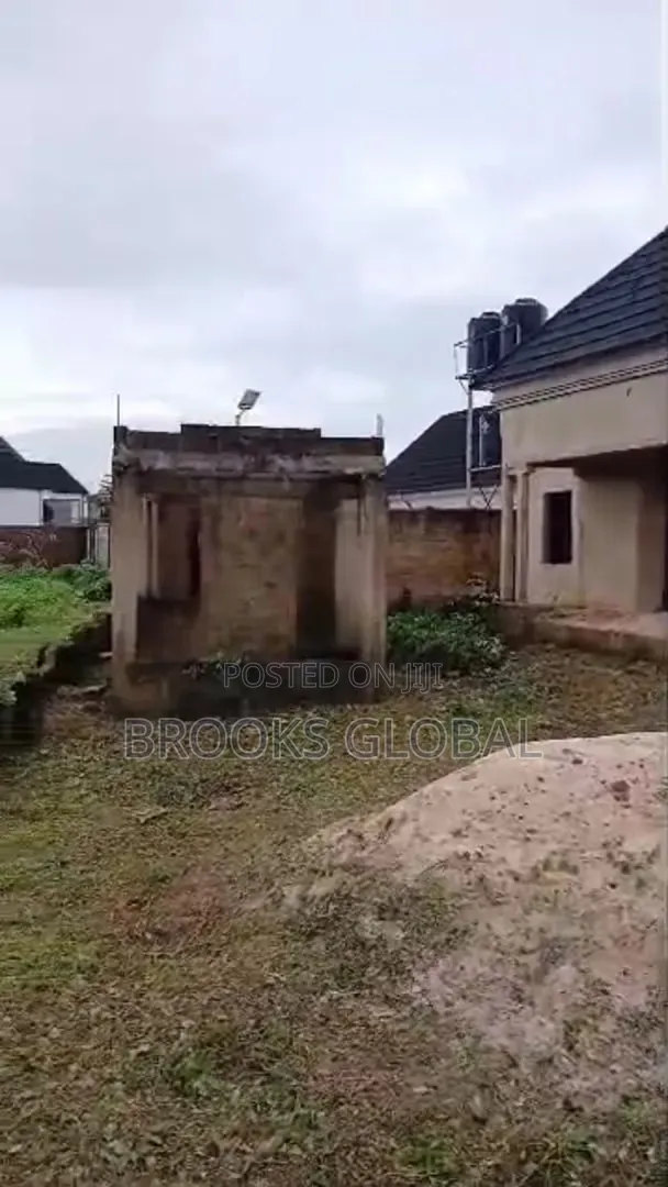 4bdrm Bungalow in Benin City for sale in Benin City