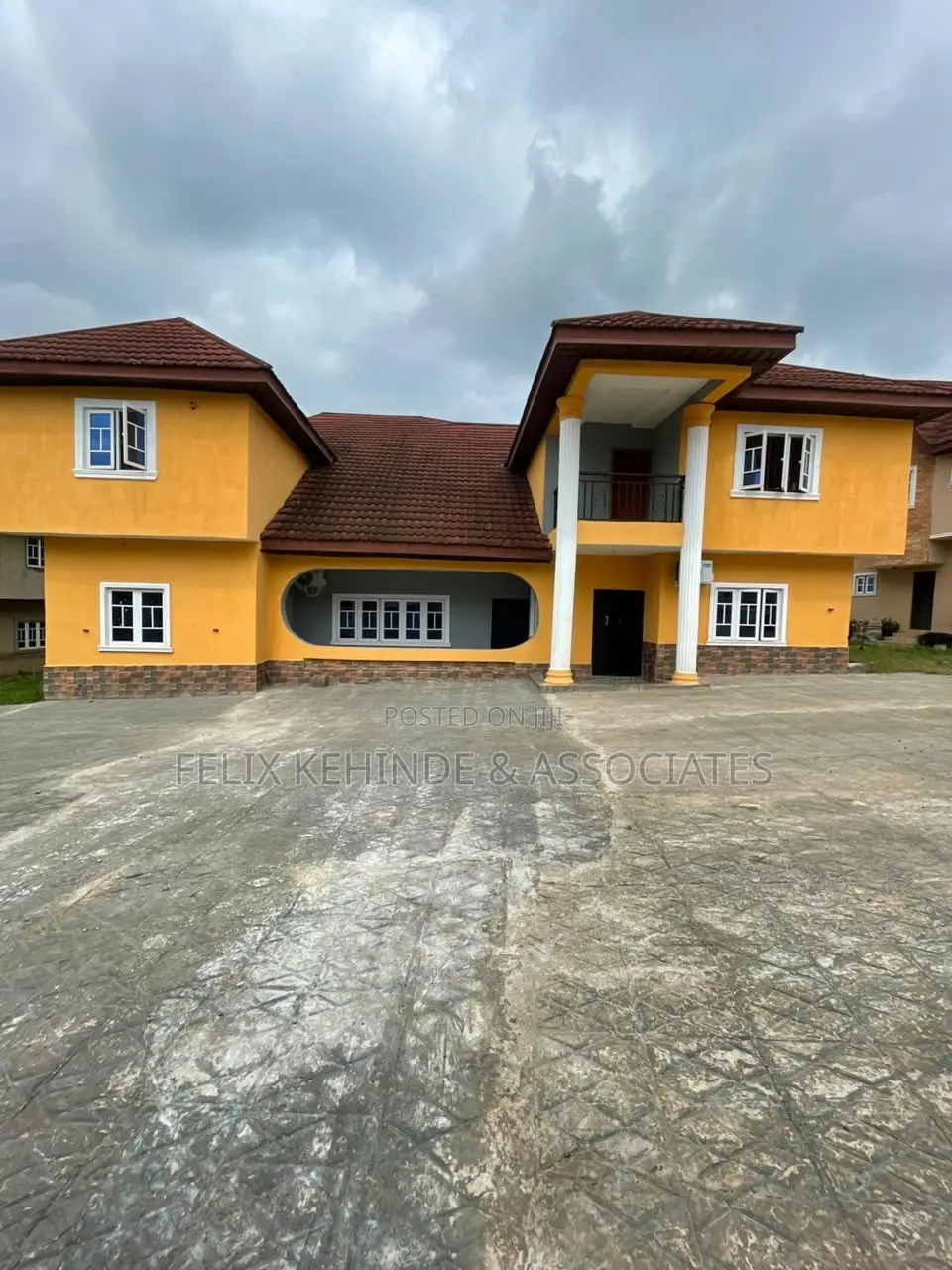 Furnished 3bdrm Block of Flats in Jericho for rent in Jericho