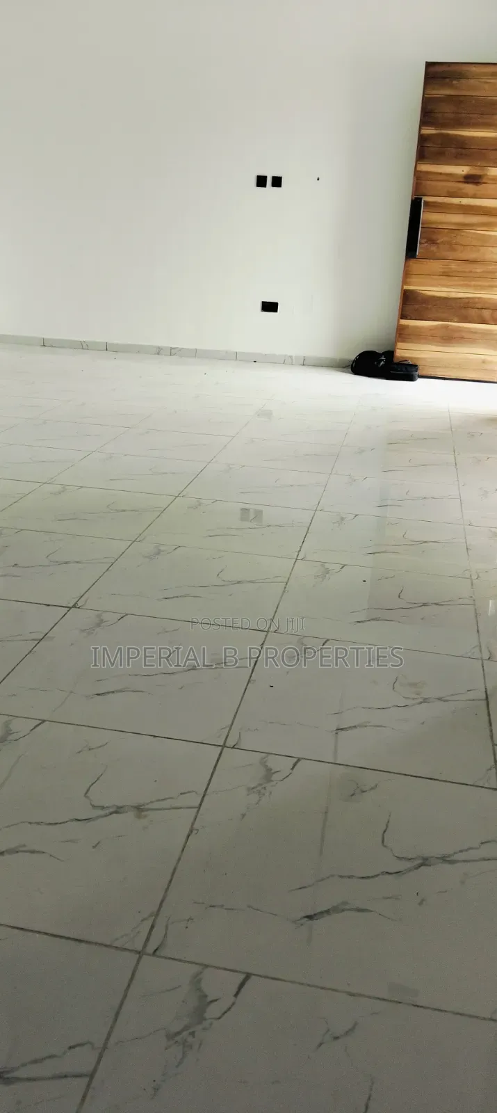 Furnished 4bdrm Duplex in Dariann Court, Lagos Island / Lagos Island in Lagos Island / Lagos Island