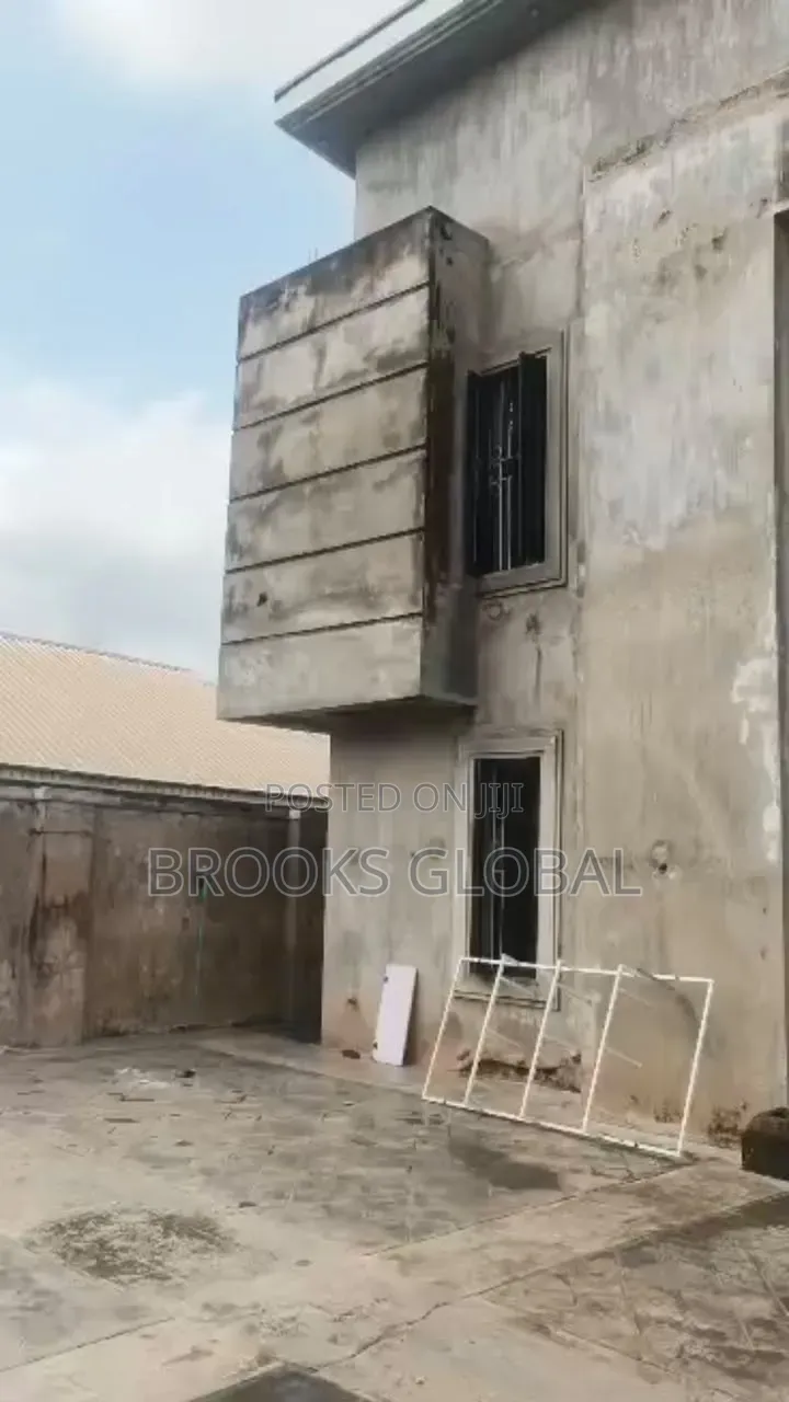 3bdrm Duplex in Benin City for sale in Benin City