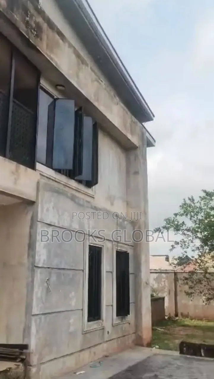3bdrm Duplex in Benin City for sale in Benin City