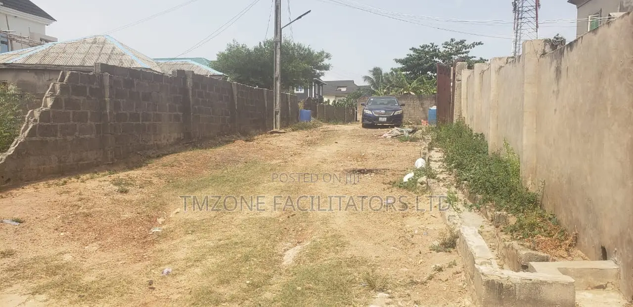 A Full Plot of Land With 3bedroom Foundation in Ibeshe / Ikorodu