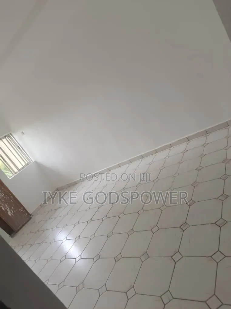 3bdrm Block of Flats in Apo Legislative Qtrs for rent in Zone B