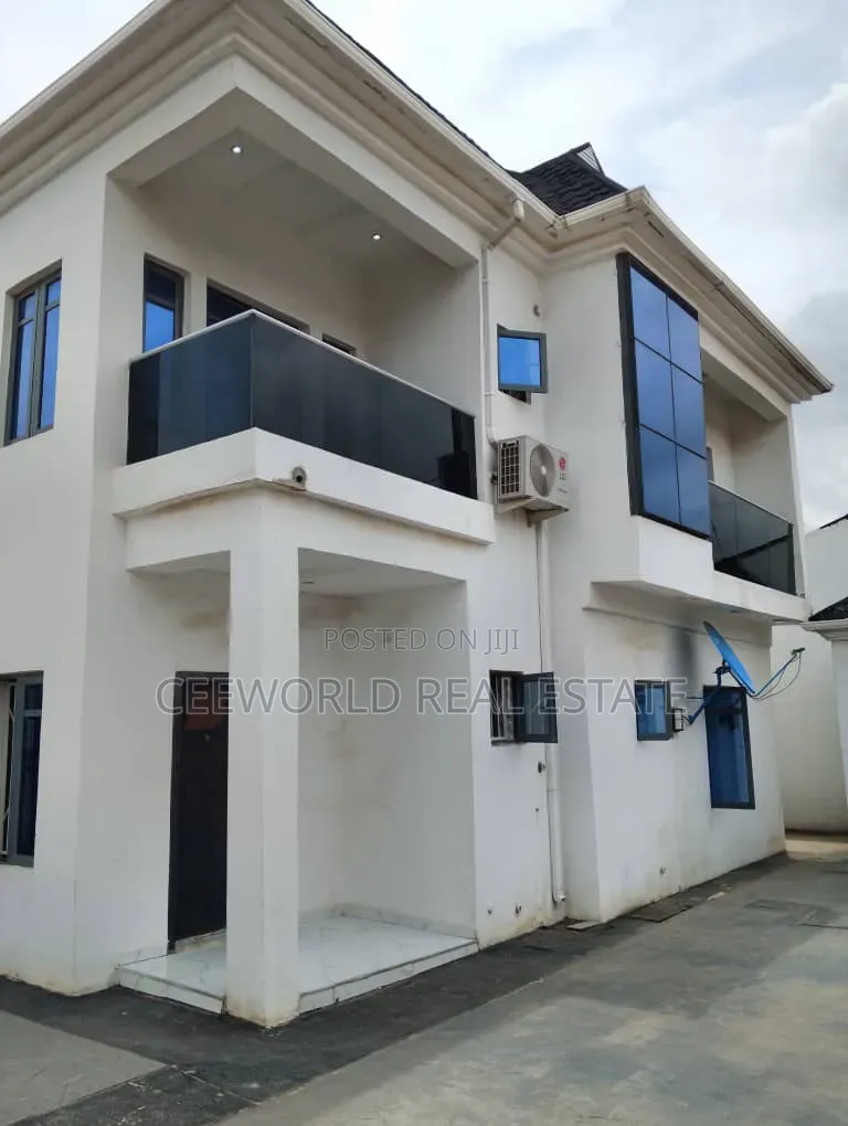 Furnished 3bdrm Apartment in New Bodija Estate for rent in Bodija