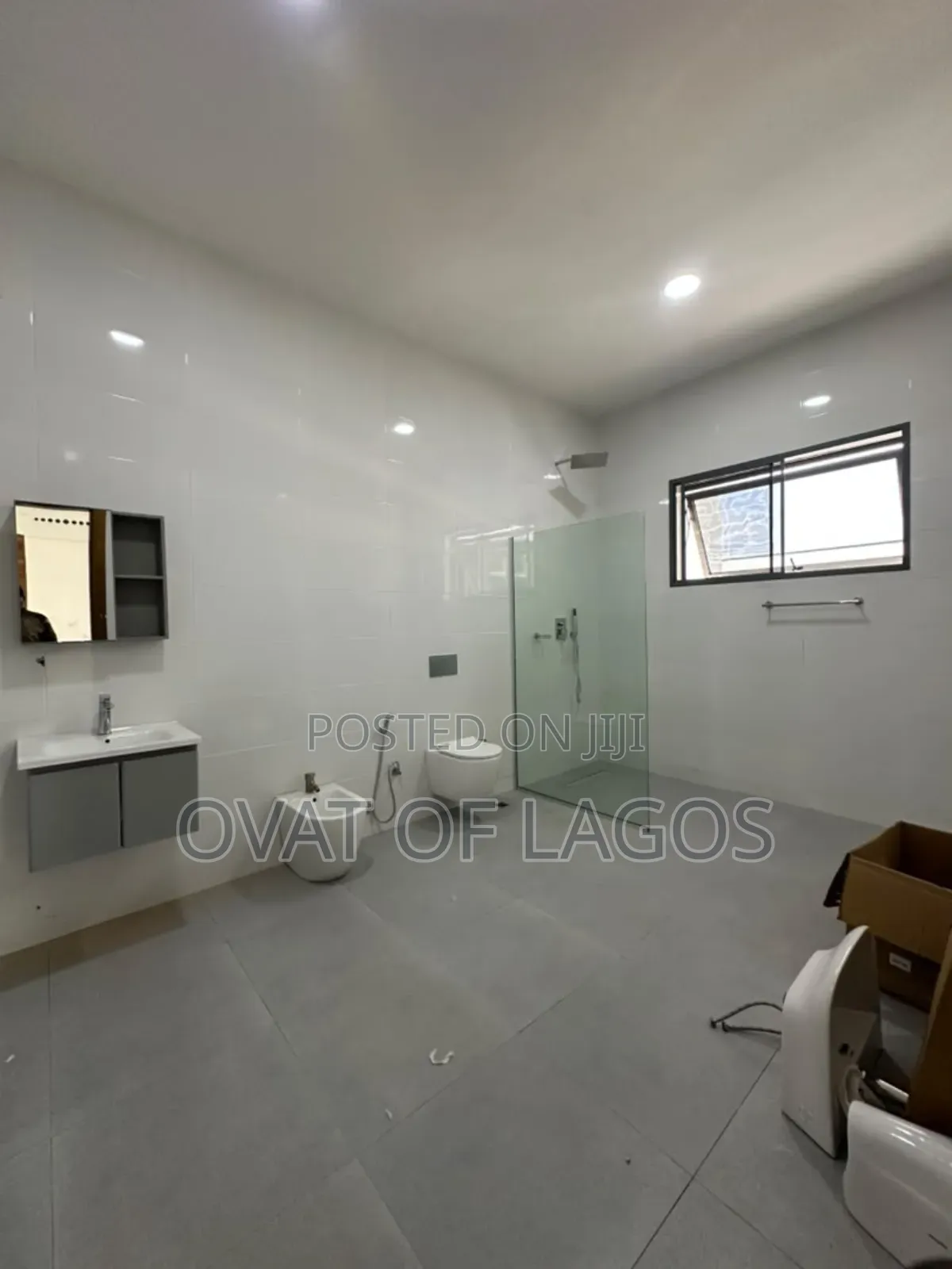 5bdrm House in Banana Island for sale in Banana Island