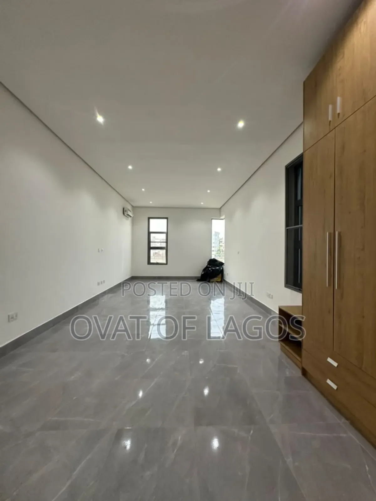 5bdrm House in Banana Island for sale in Banana Island