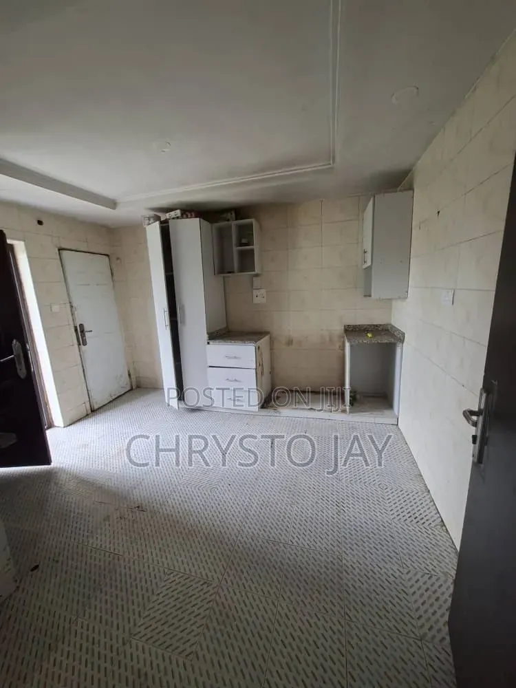 2bdrm Block of Flats in Wuye for sale in Wuye