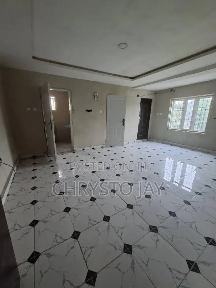 2bdrm Block of Flats in Wuye for sale in Wuye