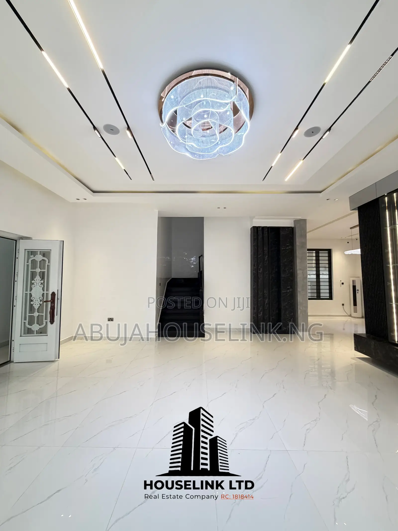 6bdrm Duplex in Apo Resettlement for sale in Apo Resettlement