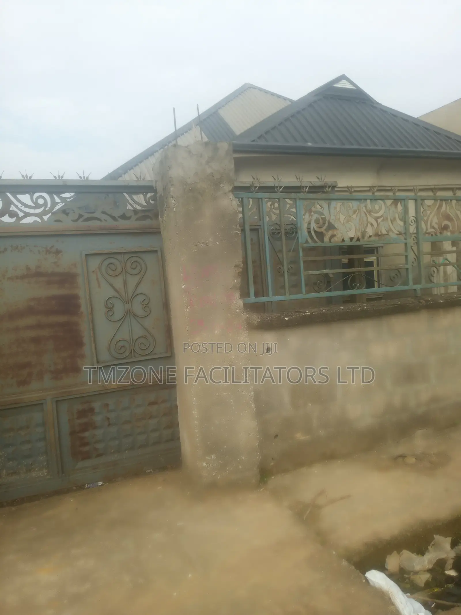 3bdrm Bungalow in Igando for sale in Igando / Ikotun/Igando