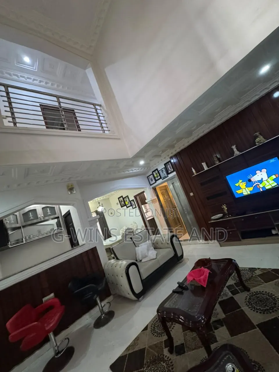 4bdrm Duplex in Ohovbe Quarters Off for sale in Benin City