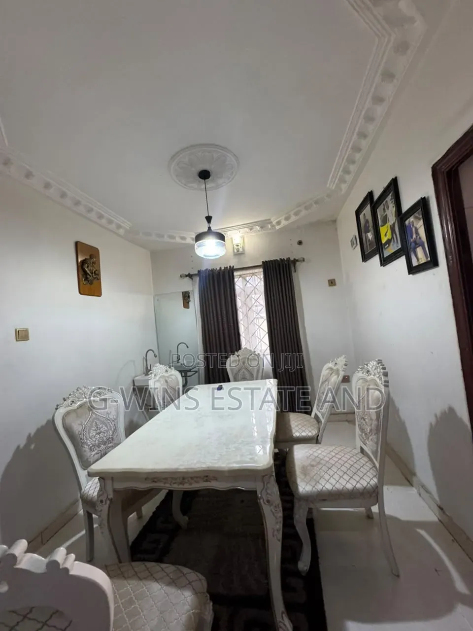 4bdrm Duplex in Ohovbe Quarters Off for sale in Benin City