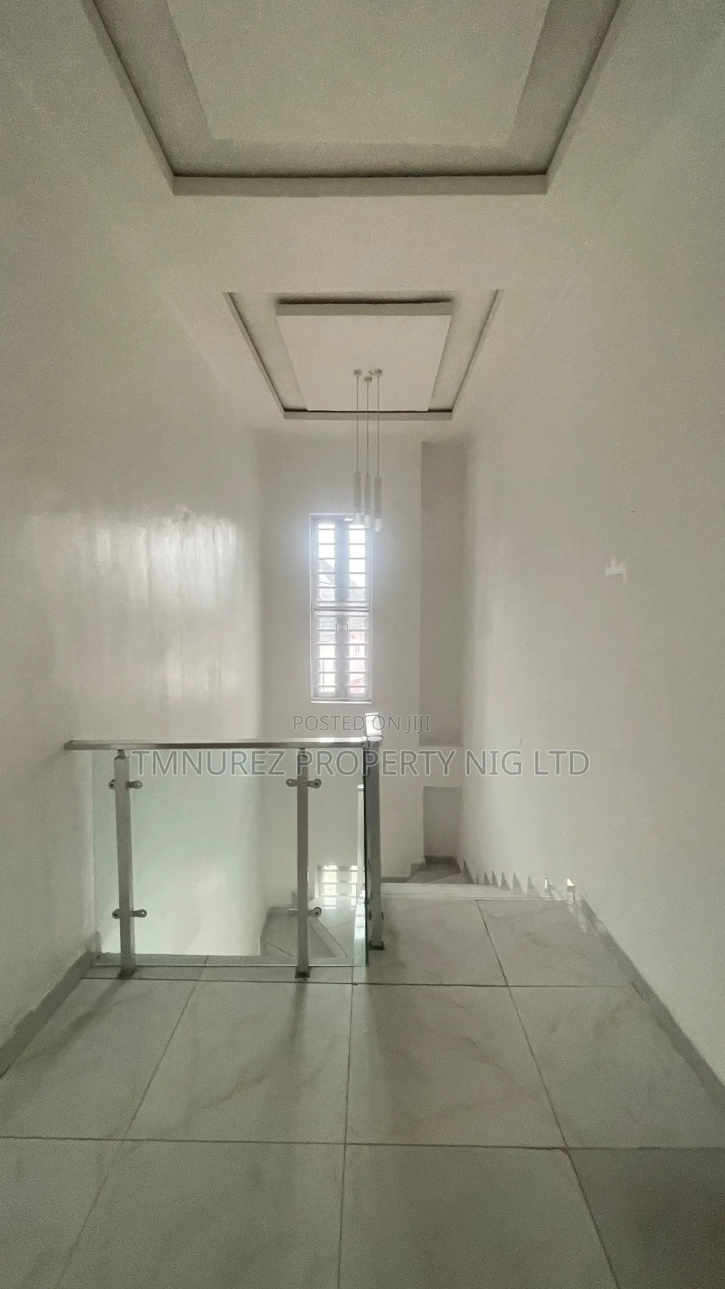 4bdrm Duplex in Agungi for rent in Agungi