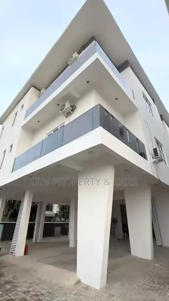 2bdrm Apartment in Lekki Phase 1 for sale in Lekki Phase 1