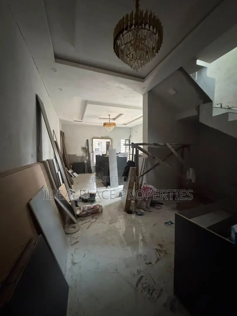 4bdrm Duplex in Ikeja GRA for sale in Ikeja GRA