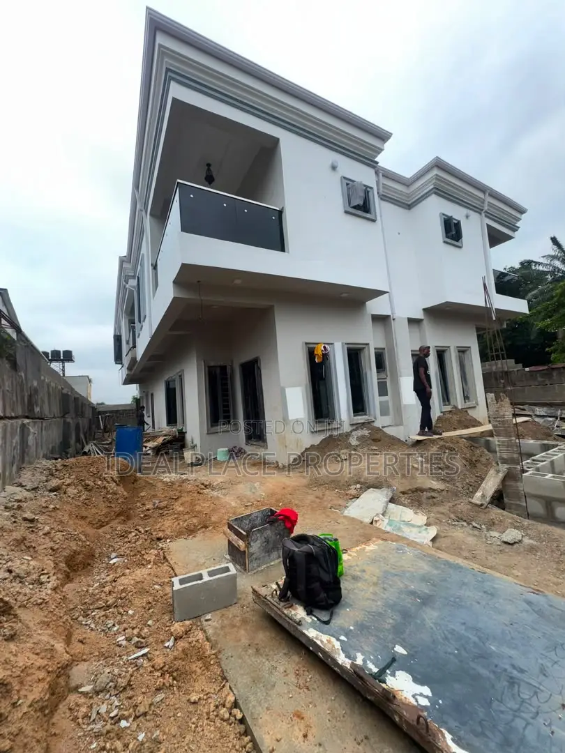 4bdrm Duplex in Ikeja GRA for sale in Ikeja GRA