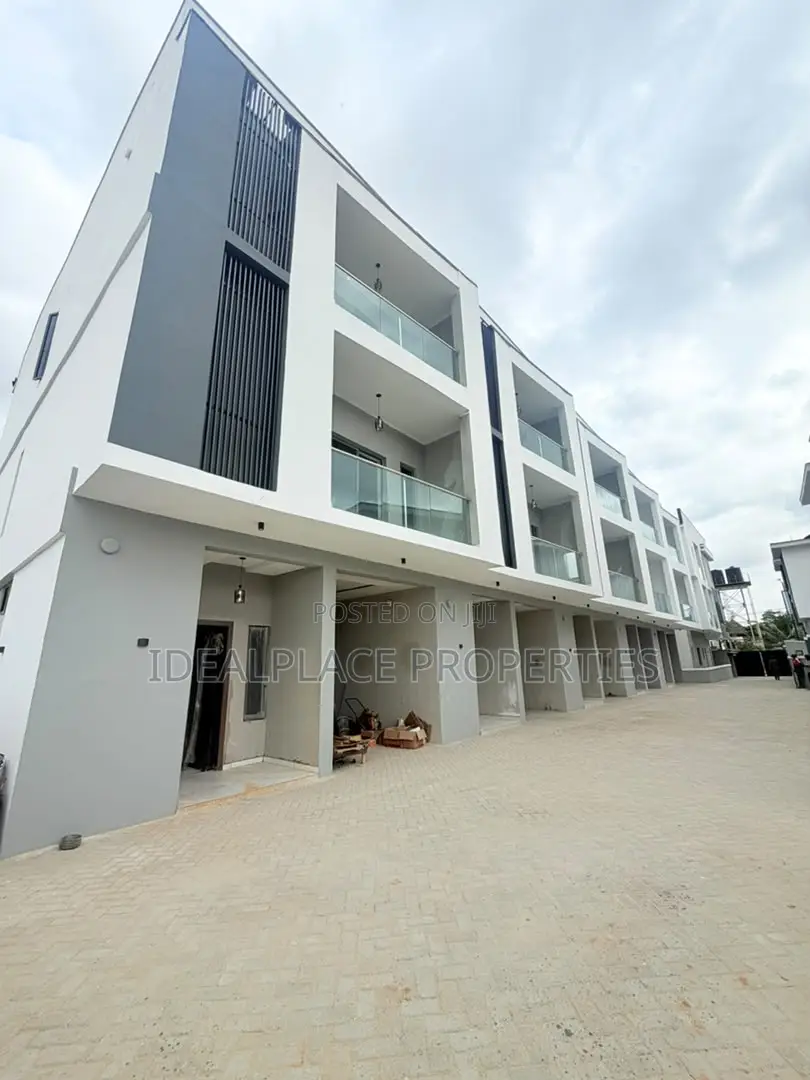 4bdrm Townhouse/Terrace in Ogudu GRA for sale in Ogudu GRA