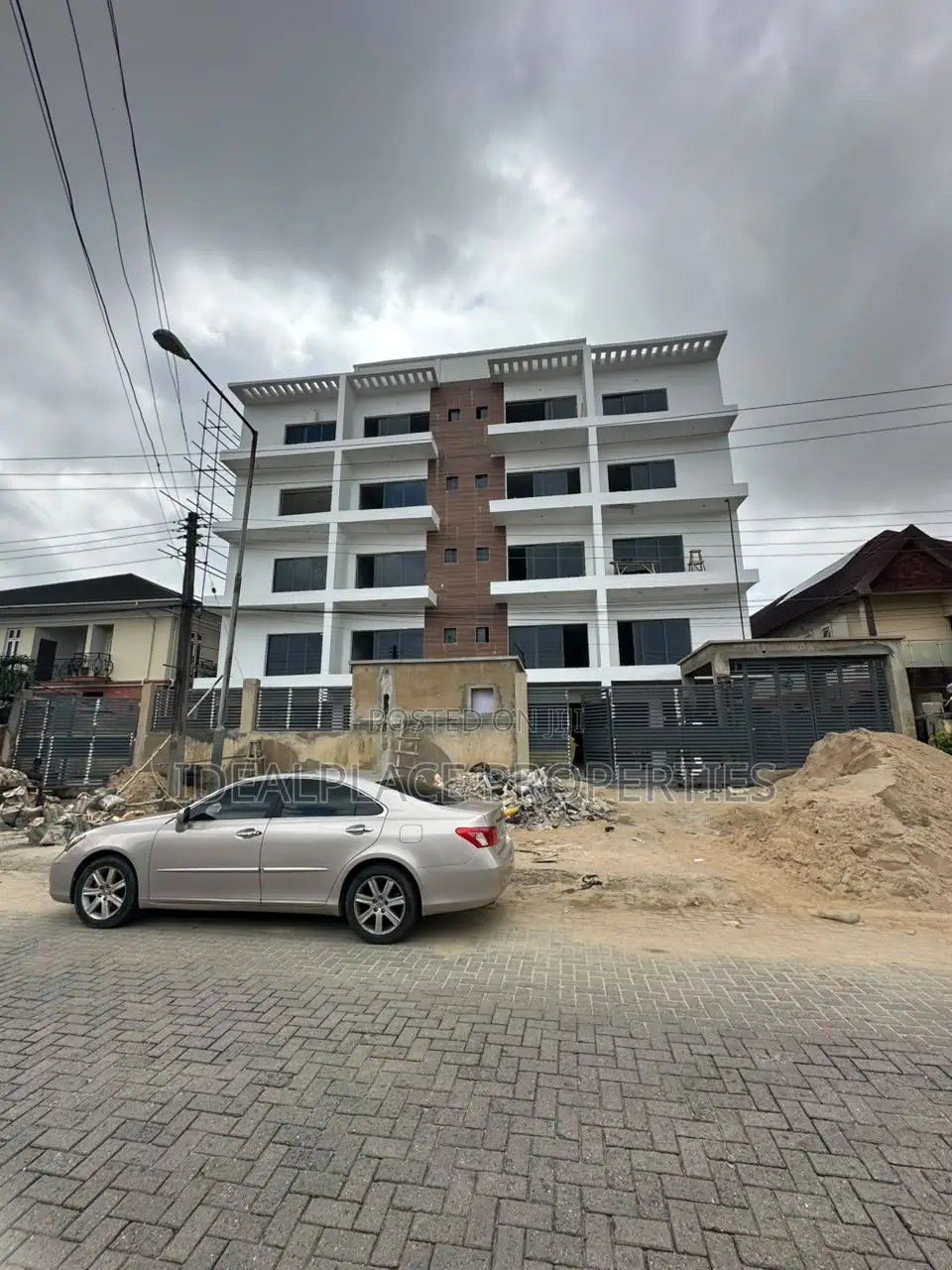 2bdrm Apartment in Lekki Phase 1 for sale in Lekki Phase 1