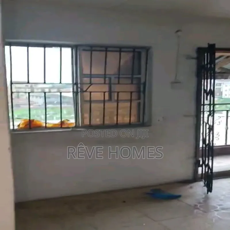Mini Flat in Adekunle for rent in Adekunle