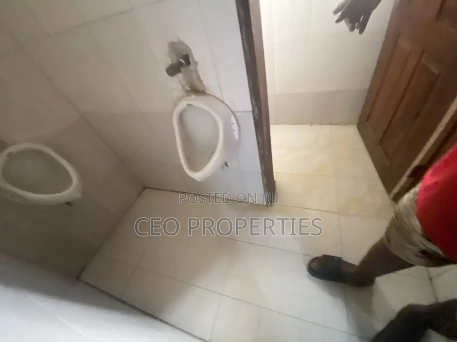 150sqm(up/Down) Space With Car Wash Spot Facing Express 4 Commercial in Sangotedo