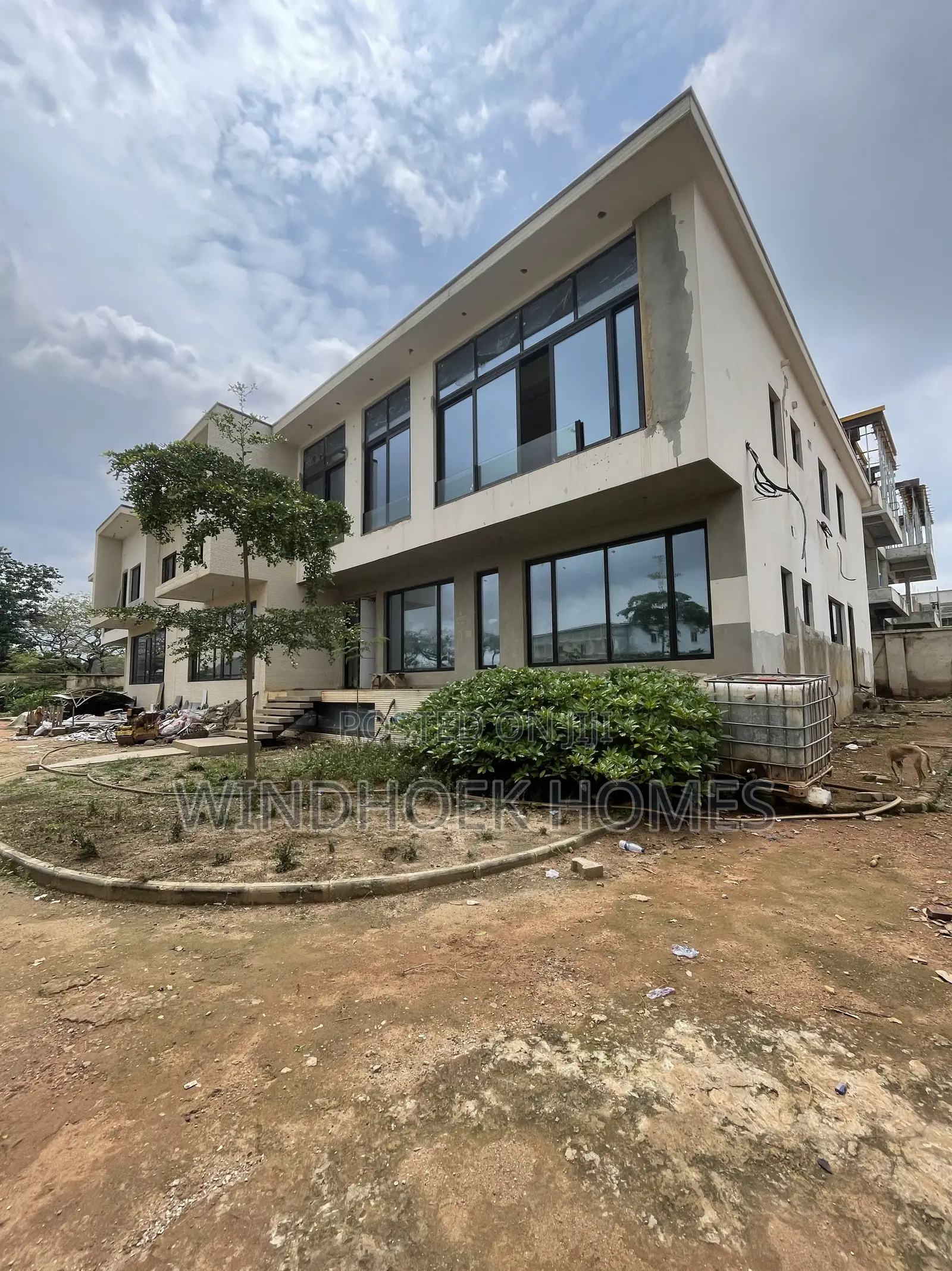 5bdrm Duplex in Mabushi for sale in Mabushi