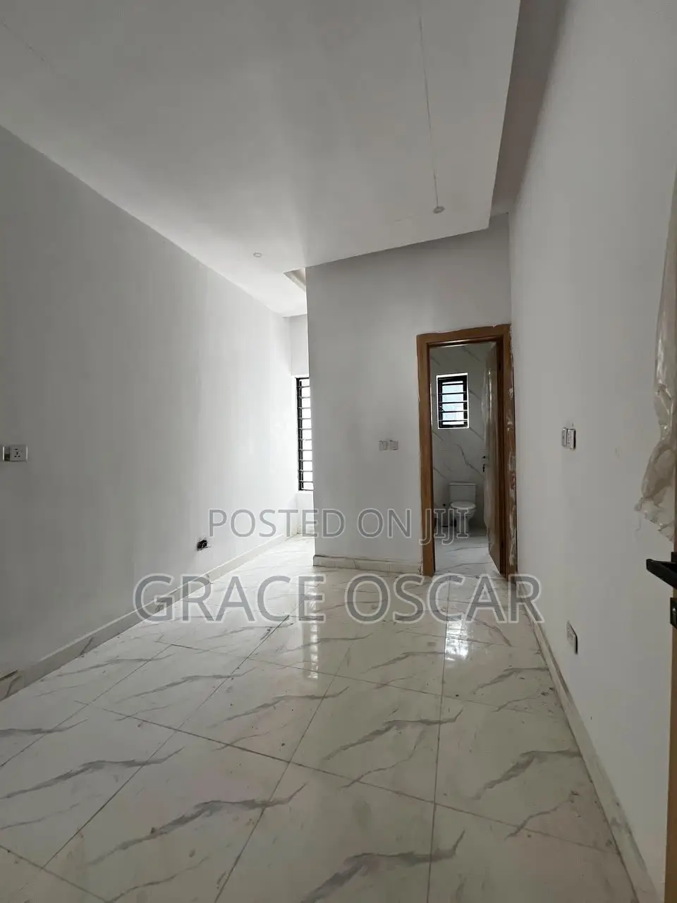 4bdrm Duplex in Ikota for sale in Ikota