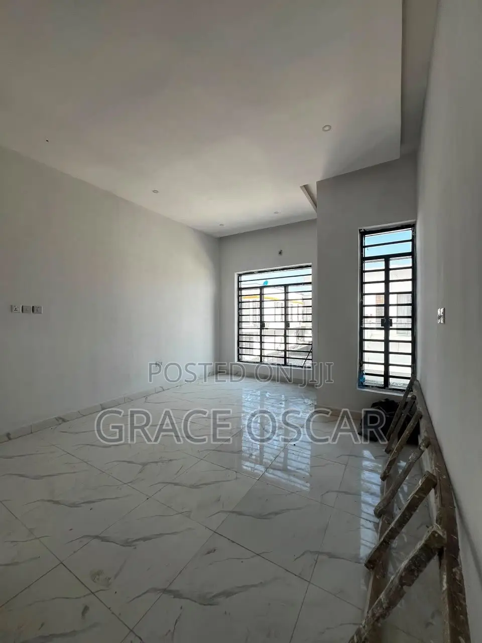 4bdrm Duplex in Ikota for sale in Ikota