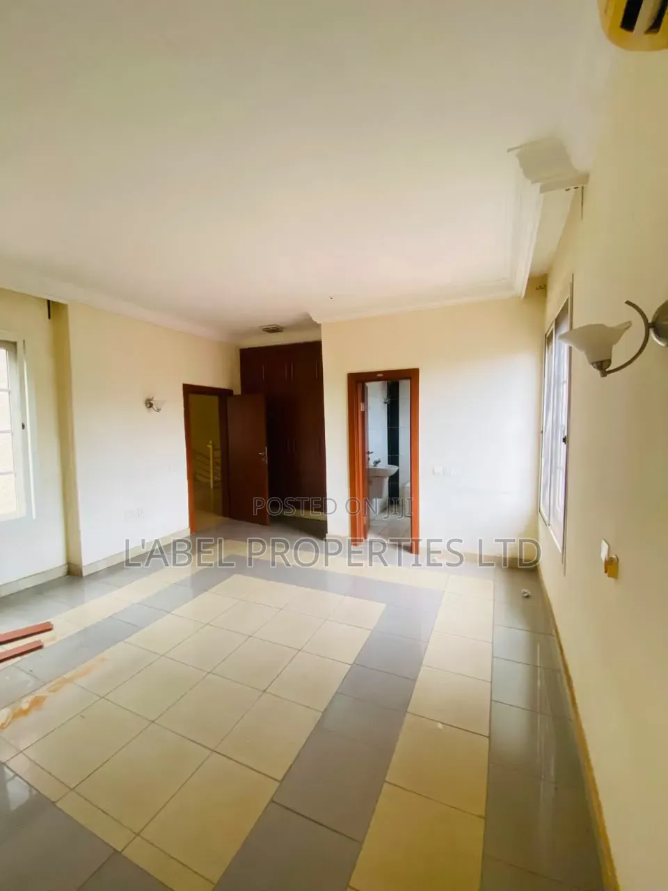 3bdrm Townhouse / Terrace in Asokoro Main for rent in Asokoro