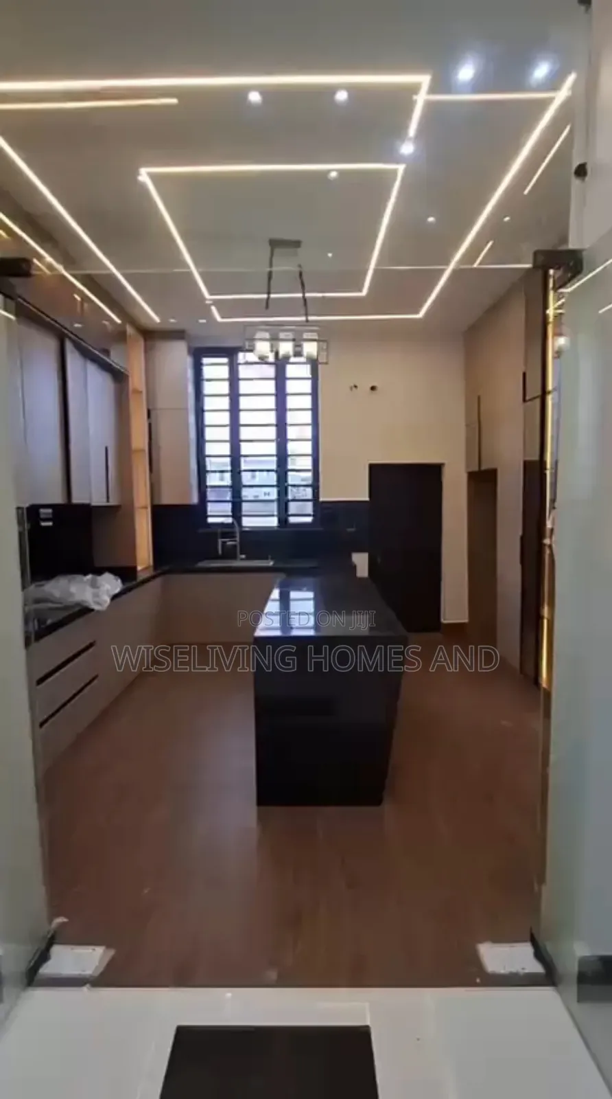 5bdrm Duplex in Off Monastery Road, for sale in Sangotedo